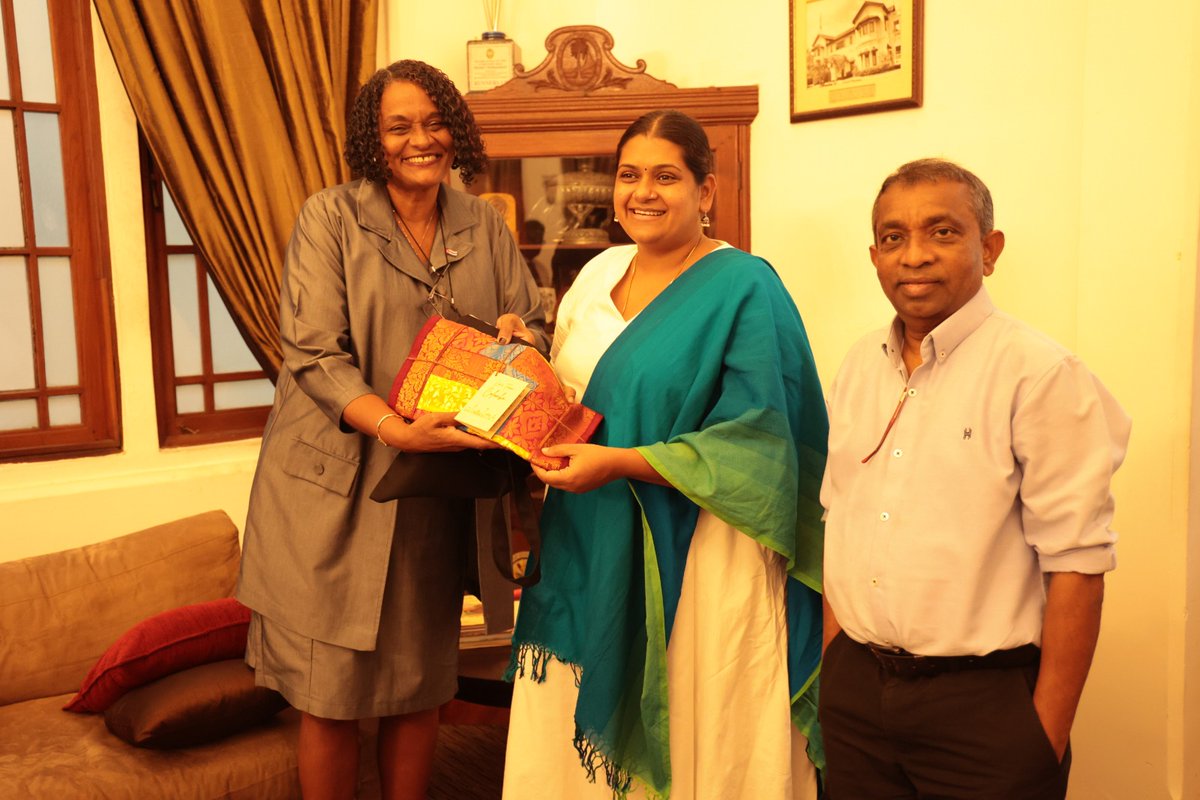 @EmbaCubaSriLanka tweet media