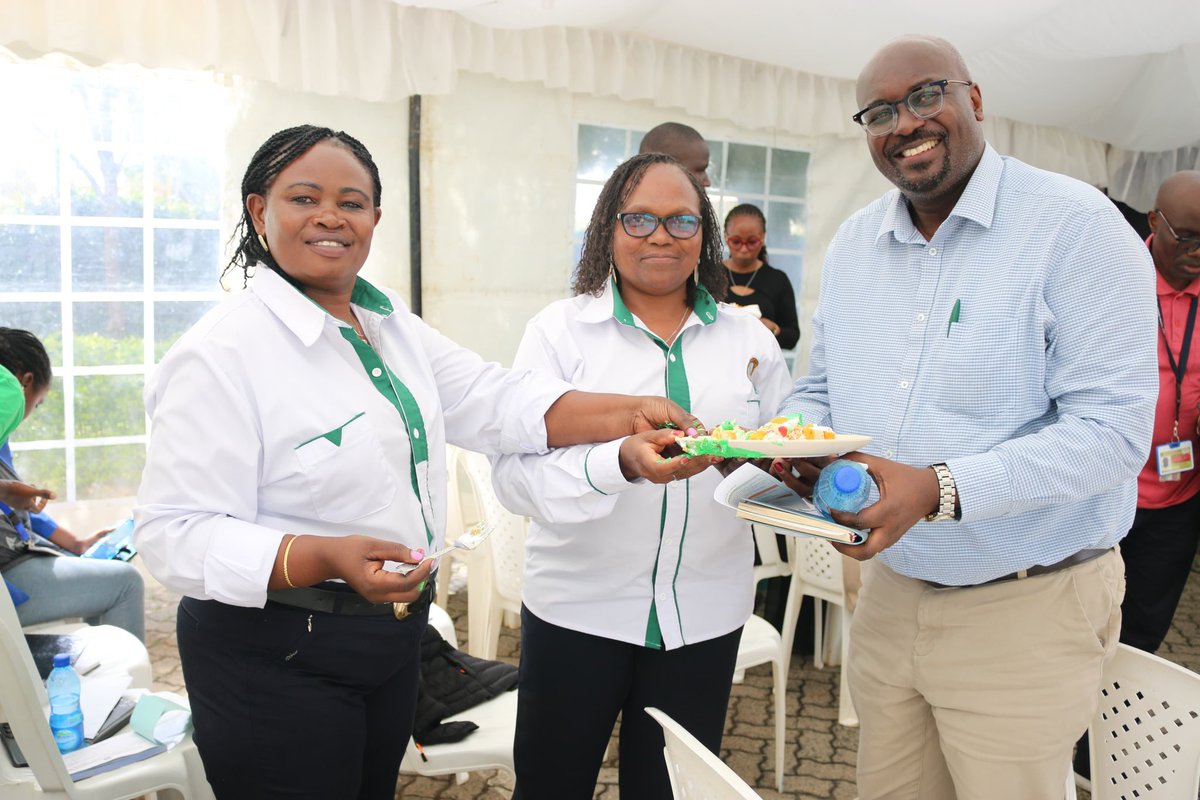 KephisKe's tweet photo. 📢: Highlights of International Day of #PlantHealth🌱celebrations across #KEPHIS offices.

📍: The #JKIA office organized a Stakeholders Sensitization Forum 

#IDPH #Plantbiosecurityforfoodsecurityandnutrition https://t.co/LjgVJGSw7V