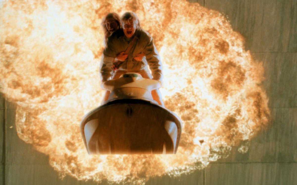 RealToddGaines's tweet photo. Deep Rising (1998) - Pure 90s creature-feature chaos with great practical effects, dark humor, and non-stop action. Treat Williams kills it as the hero. Underrated gem that deserves a rewatch (or first watch). https://t.co/rvAjuFKykX