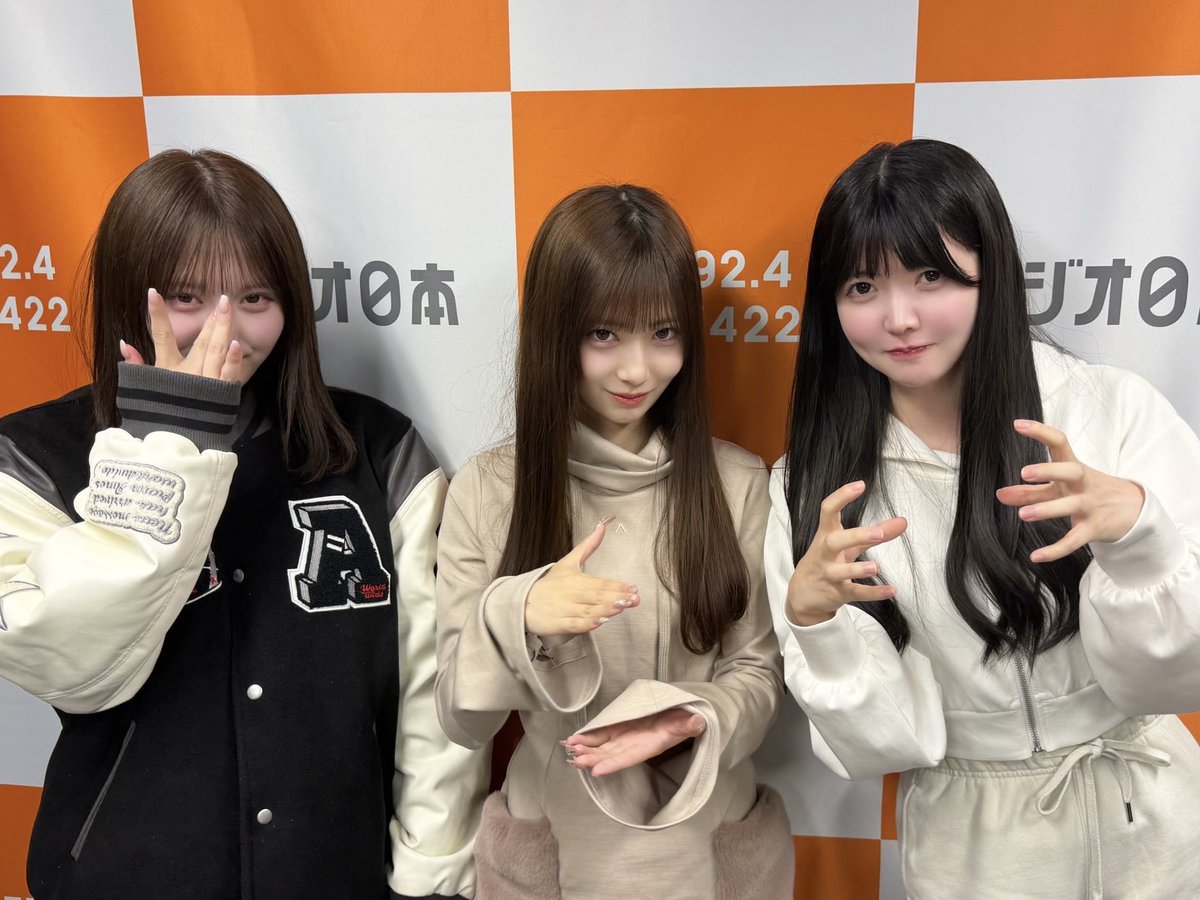 fav me【Official】 tweet media