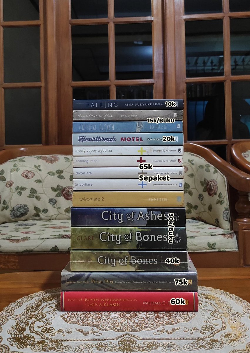 Ariiifds_'s tweet photo. Buku 5
"Tere Liye, Chicken Soup, Perfume, Ika Natassa, The Mortal Instruments, dll"

Nb: Harga yang tertera belum termasuk admin Shopee
tag: #wts #wtb #buku #novel #preloved #zonajajan #zonauang https://t.co/cYAndwpkBb