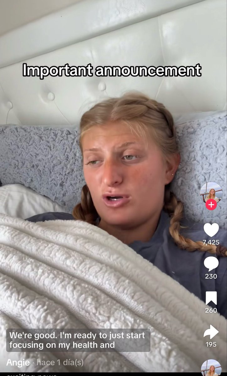 Meredith Gay 🛋️✨ tweet media