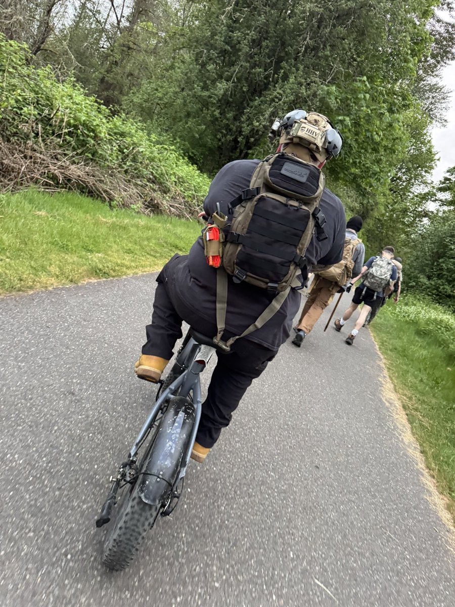 PNWGUERRILLA tweet media
