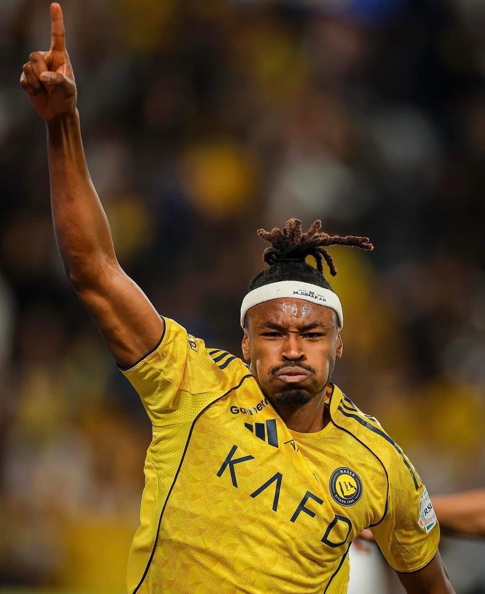 extinct777's tweet photo. GGGGGGOOOOOAAAALLLLLL!!!

Mohamed Simakan gives Al Nassr the lead against Al Hilal! https://t.co/ydkL30Uv9V