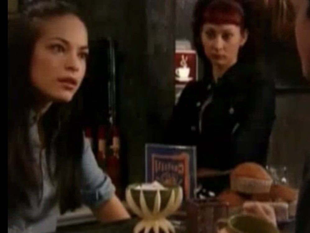 DailyKristinK's tweet photo. Coffee, Tea or Me? (Edgemont: Season 5, Episode 3) premiered 21 years ago today https://t.co/BIKzgRGMeQ