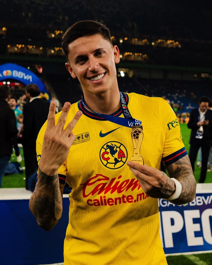 XTigres8 tweet media