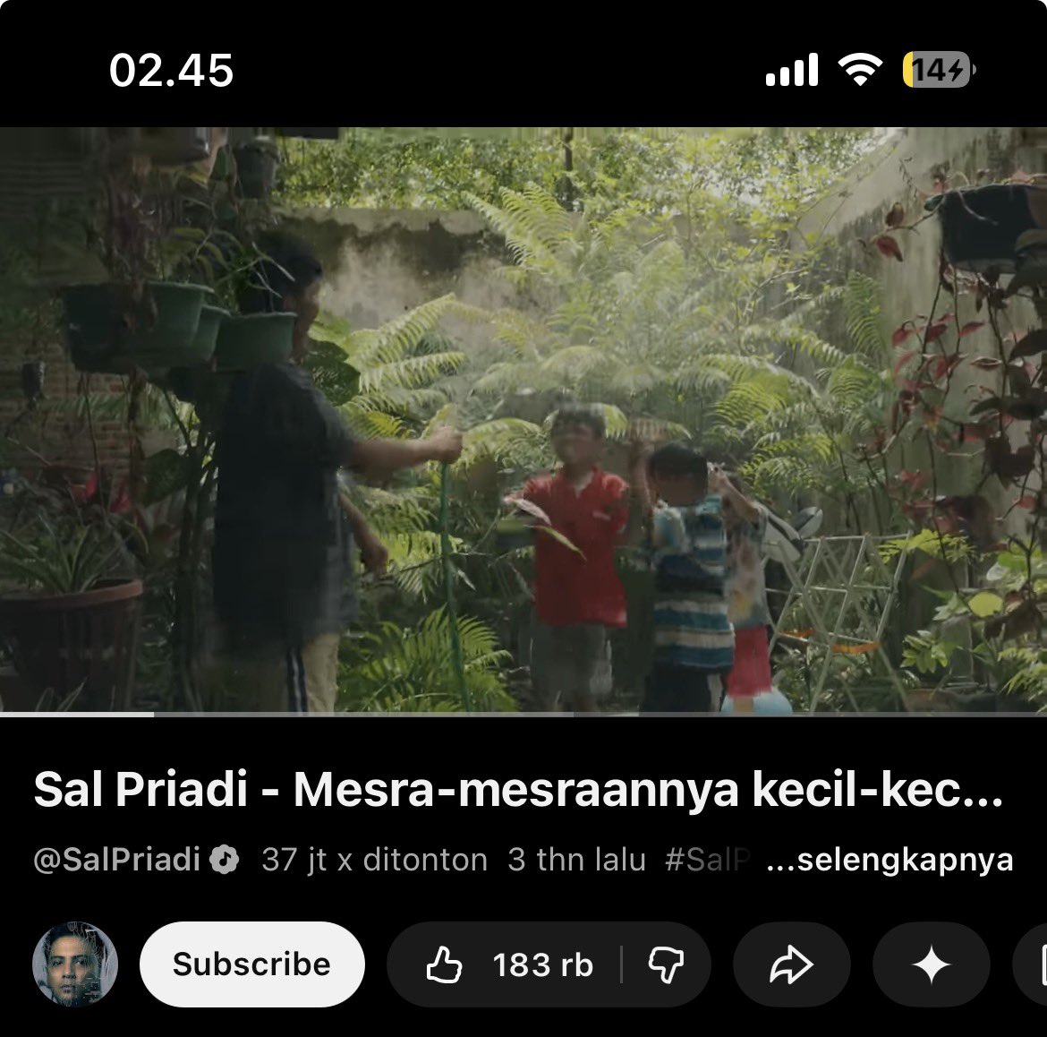 feedsgoy's tweet photo. maaf telah merusak jam tidur hri ini

aku butuh waktu utk diri sendiri
mikirin bahagianya diri sendii, mikirin kekalahan diri sendiri, mikirin masa depan diri sendiri, mikirin dunia sendiri.

malam ini aku egois utk diri sendiri.
akhir akhir ini pundak, hati, pikiran terasa berat https://t.co/srFLP9Luc7