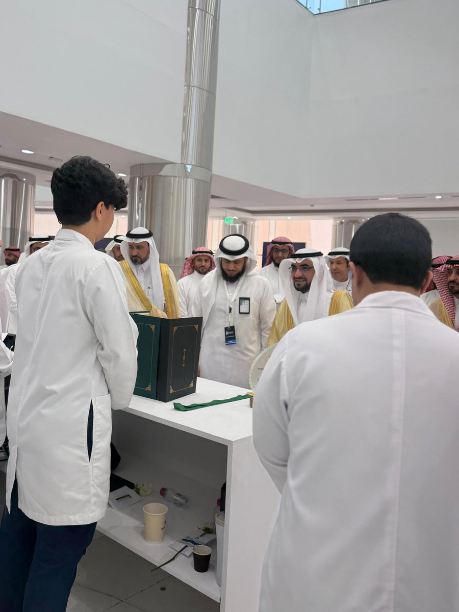 عزام بن إبراهيم الصمعاني tweet media