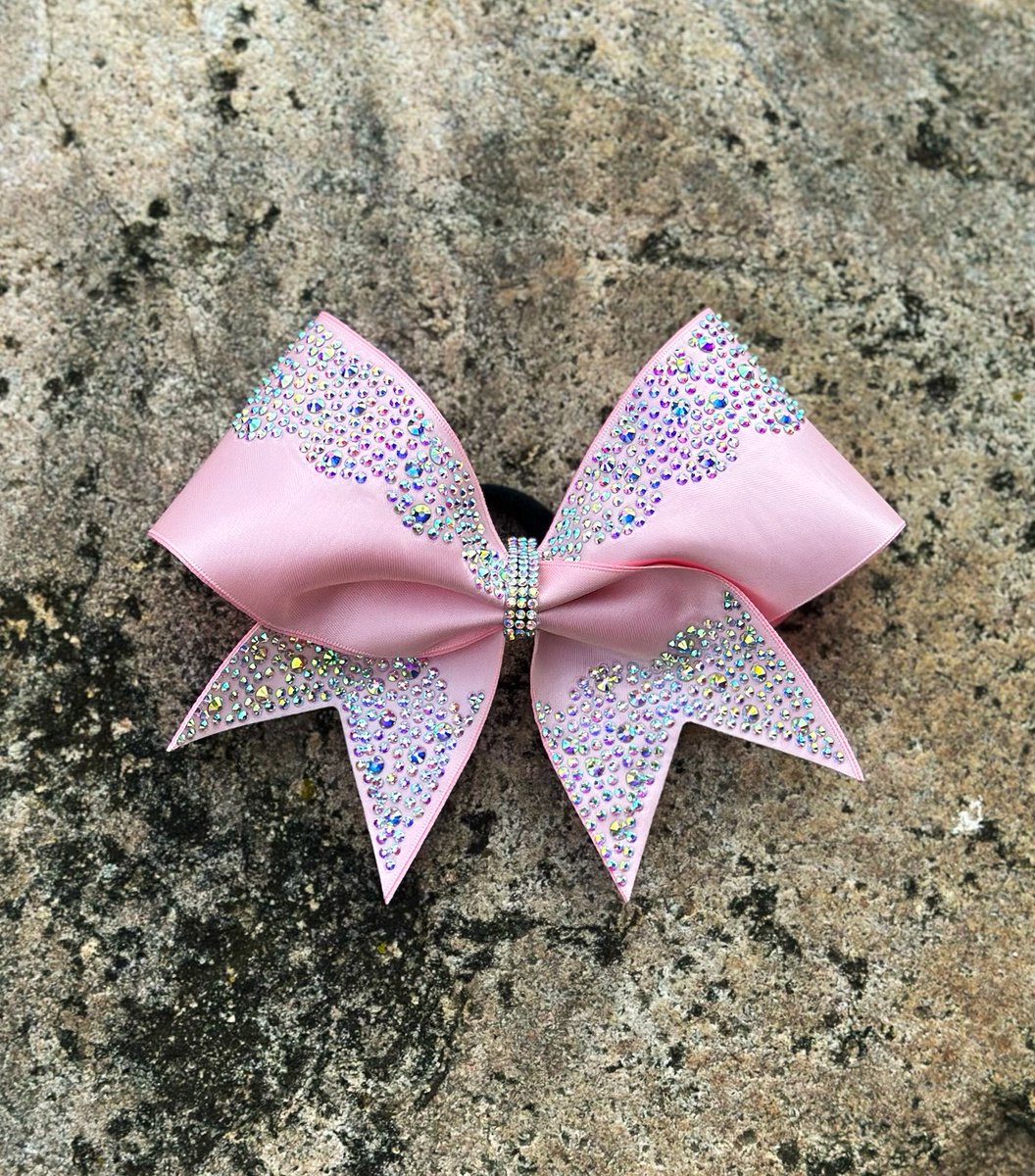 BlingitOnLLC's tweet photo. Lots of new designs available for this upcoming season!!! https://t.co/fjoDiP0Tzq