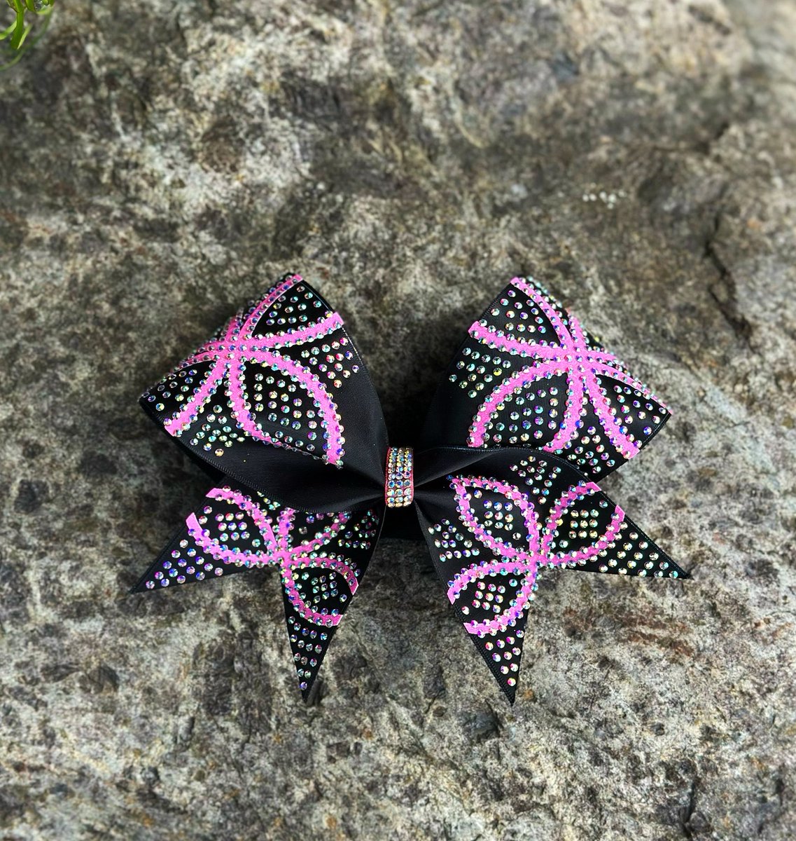 BlingitOnLLC's tweet photo. Lots of new designs available for this upcoming season!!! https://t.co/fjoDiP0Tzq