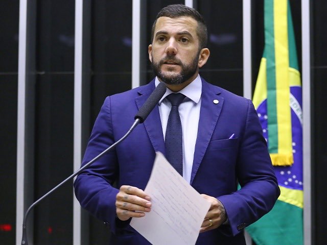 Rick Azevedo tweet media