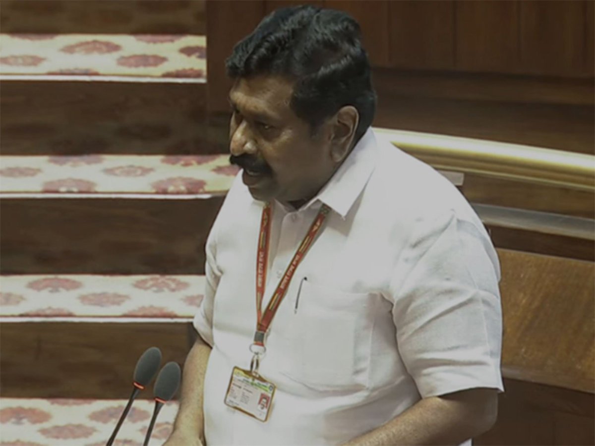 ani_digital's tweet photo. MLAs acting against party whip will face anti-defection law action: AIADMK MP Inbadurai amid party split speculations
Read @ANI Story I https://t.co/PhXsLJCnMA
#AIADMK #Floortest #partysplit #Antidefection https://t.co/IcIvvisot9