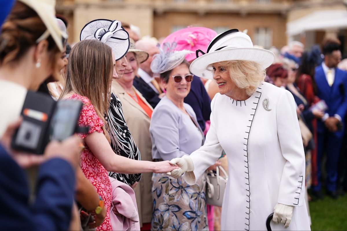 The Royal Family tweet media