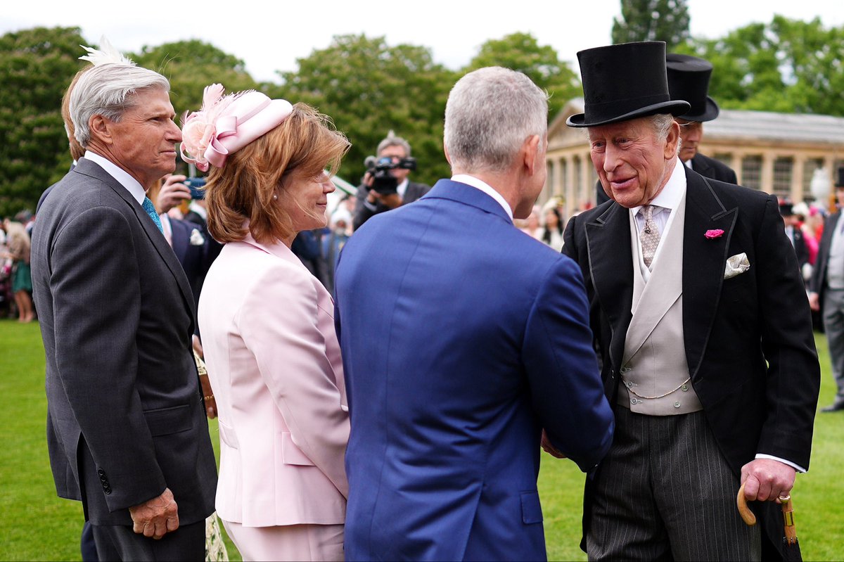 The Royal Family tweet media