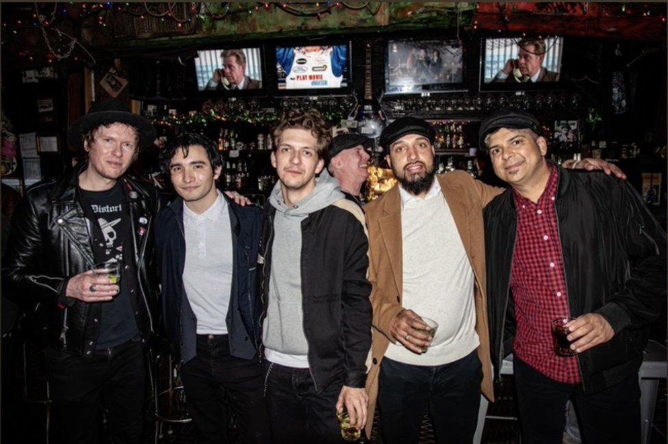 Sum41Brasil's tweet photo. https://t.co/qO8h8Df838