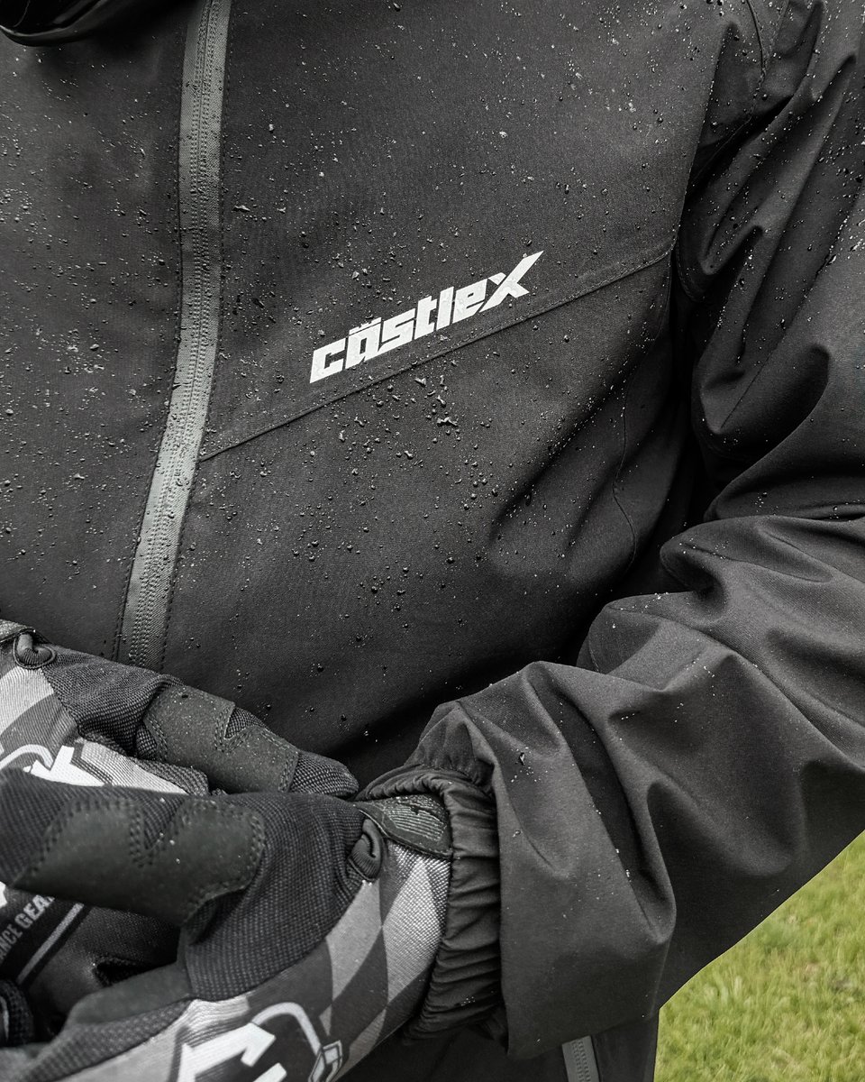 CastleXGear's tweet photo. Be ready for anything with the #CastleX Back 40 Packable All-Condition Jacket - Wind and rain's ultimate defense ☠️🌧️🏁 Perfect for those soggy UTV rides or windy days on the water // Score your new favorite year-round jacket at https://t.co/q3aihCfSe5 ⚡
#CastleXGear #WearTheBest #Back40Jacket