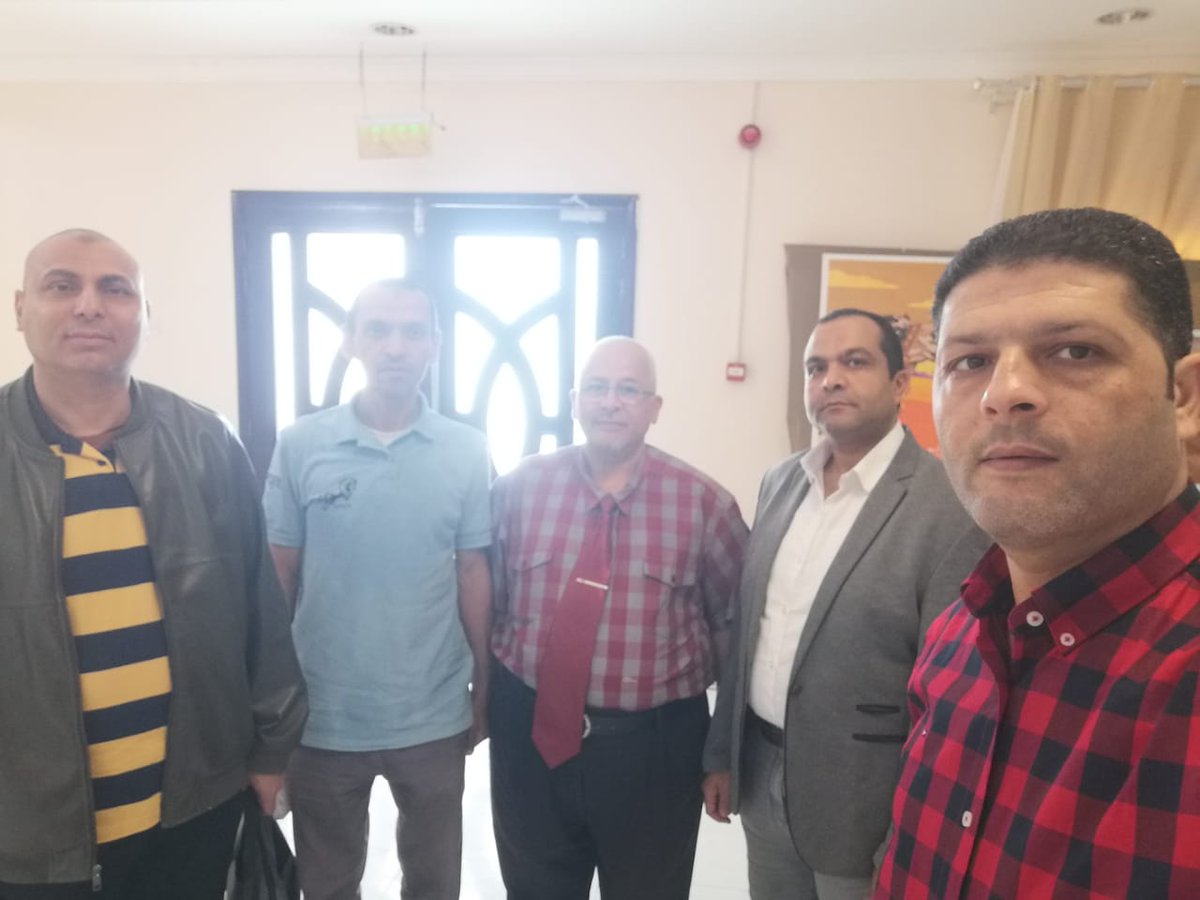 AlmashashS's tweet photo. حفل  تكريم  الطلبة المجيدين بولاية مقشن  تحت  رعاية والى مقشن /  الشيخ  هلال على المعمرى  وشركة تنمية نفط  عمان وشاركت  مدرسة  المشاش للتعليم  الأساسى بنخبة من المعلمين  والطلبة المجيدين للتكريم ، وقد  شاركت المدرسة  بأعمال  فنية مميزة فى معرض الفنون 
#فعاليات_تعليمية_ظفار https://t.co/VZB3HO5i5k