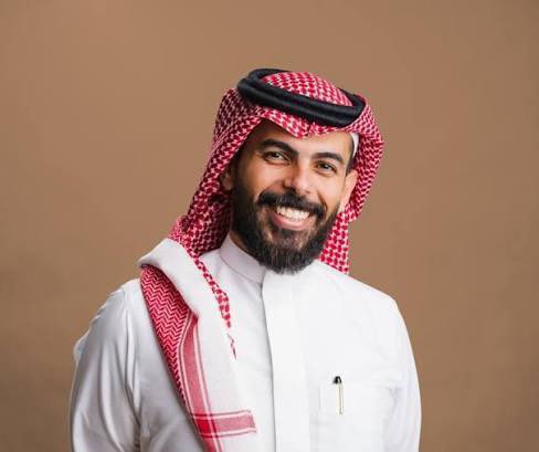logohut's tweet photo. نجاح #ثمانية لم يكن في كونها شركة فقط بل في امتلاكها روحًا وثقافةً آمن بها الفريق والشركاء معًا ..

فالمناصب تتغيّر والأشخاص قد يغادرون في الكثير من الأحيان لكن الروح الحقيقية للمشروع تبقى بمن يحمل رسالته الصادقة ويواصل المسير .. 

شكراً عبدالرحمن @abumalih وفريق العمل معكم https://t.co/Ykx3gY9NsQ