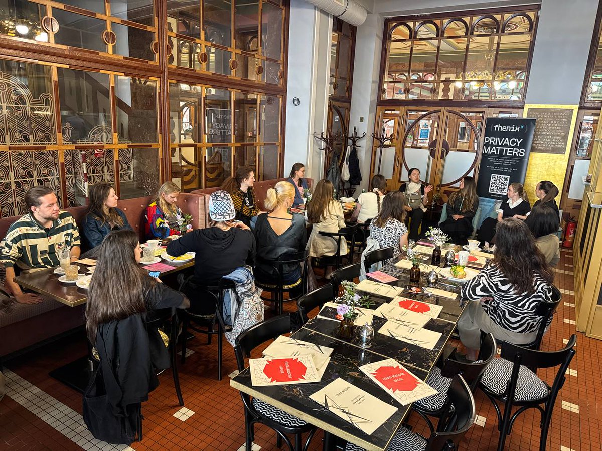 AnettRolikova's tweet photo. I hosted the first SheFi Prague Brunch, and it was everything I could ever wish for!! Almost 20 women showed up on early Sunday morning on Mother's Day, and it proves how strong the @shefiorg community is! 💫💖

One of many things that struck me from the panel discussion is this quote from @kirstenrpomales: "Problems need solutions, not hype companies. Women are less tied up in the hype cycles than men."  👏

Thank you to  @kate_stapes and @laurenmxv  from @fhenix  supporting SheFi Prague from day one 💫 
More SheFi Prague meetups coming soon!
