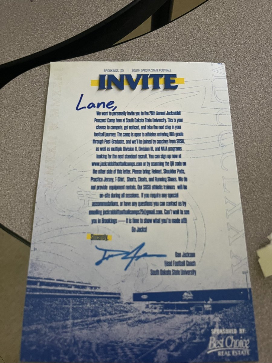 _Lane_Penny33's tweet photo. Thank you @CoachDtjackson for the camp invite. Can’t wait to compete. @ngilbraith94 https://t.co/TrDti6Ov8F