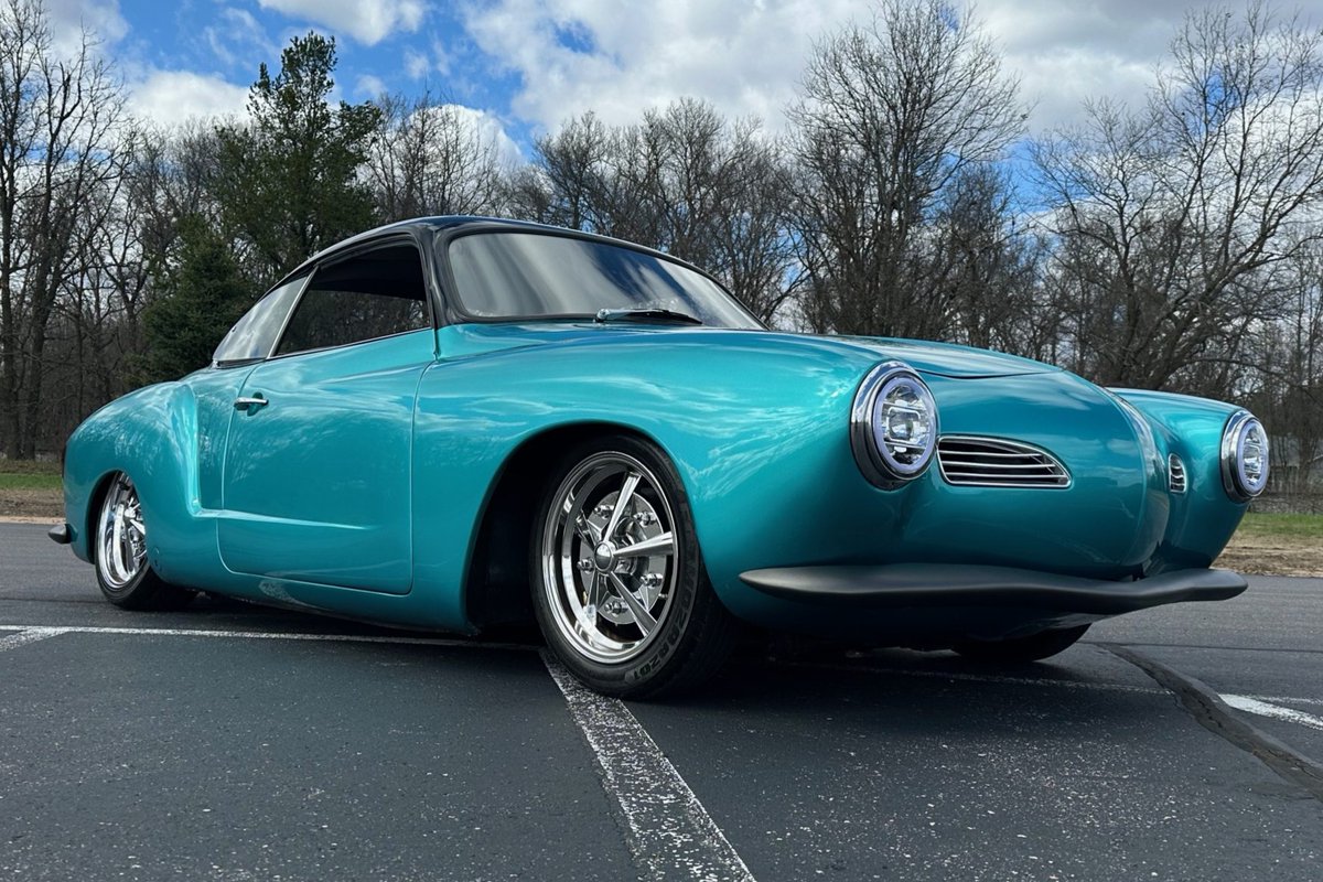 Bringatrailer's tweet photo. Sold: 1971 Volkswagen Karmann Ghia Coupe for $39,500. https://t.co/J0E3ktBd0n https://t.co/0pRBiluVfM