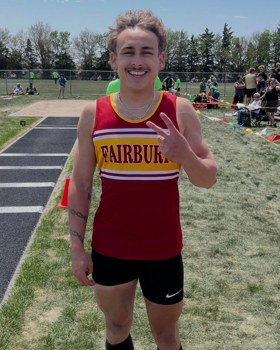 Fairbury Jr/Sr High School tweet media