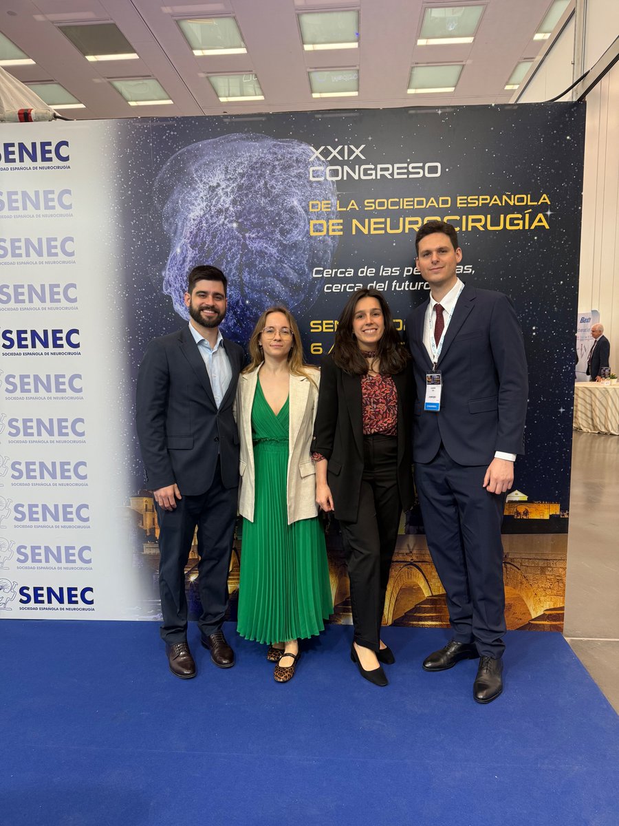 Neurocirugia12's tweet photo. Gran participación de nuestro Servicio en la #SENEC en Córdoba: neurotrauma, biomarcadores, IA en HSAa y terapias innovadoras en Neurooncología.
Destacamos el reconocimiento al Dr. Alfonso Lagares por su labor al frente de la Revista Española de Neurocirugía. @SociedadSENEC #NRC https://t.co/SAHkHVqsl8