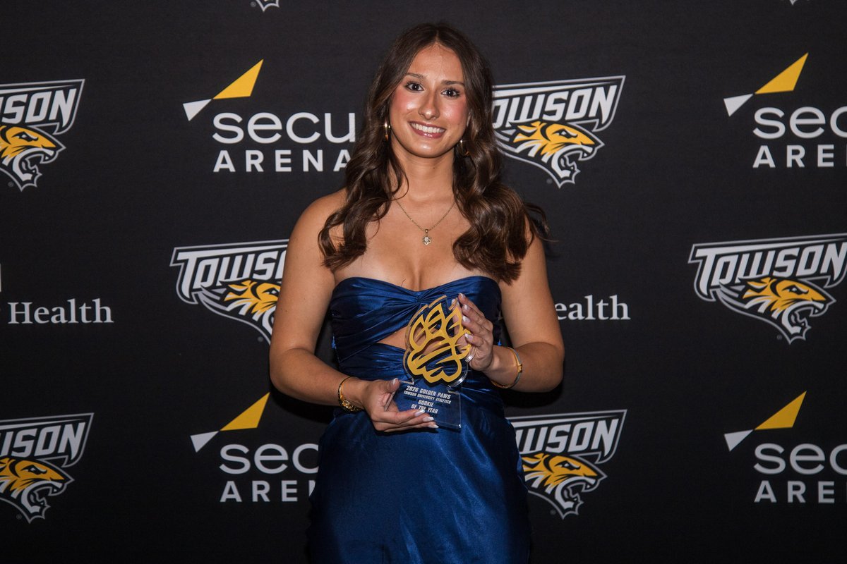 Towson_GYM's tweet photo. Our Golden Paws winners! 🏆
Team - Tiger Cup
Female Senior Career Achievement - Isabella Minervini
Female Rookie of the Year - Jocelyn Lannon
Community Service - Lauren Greene
Excellence Earned - Isabella DeCroo
#GohTigers https://t.co/W2oDRPmtU2