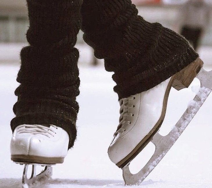 venvalyr's tweet photo. #Valaerion : ◯⃘  Basketball Player Valarr x Figure Skater Aerion  — ⠀͡꒱ https://t.co/UkCgPvWp1a