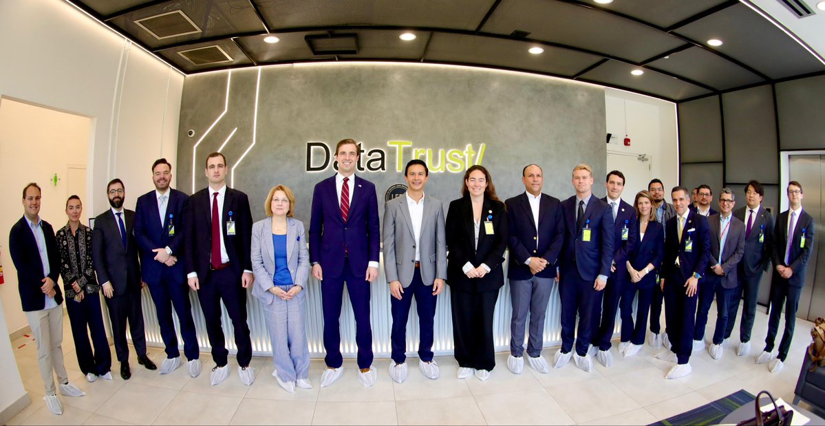 Embajada EEUU en ES tweet media