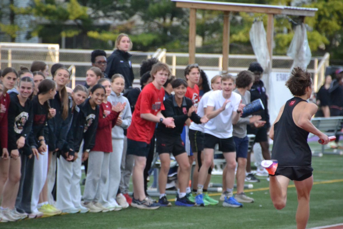 StCTandF's tweet photo. With a 26 point lead, St. Charles took 1st place at the JV CCL meet yesterday. Way to go, Cards! Tonight, we celebrate a great season at our annual team banquet. https://t.co/nf0QpJsa7d