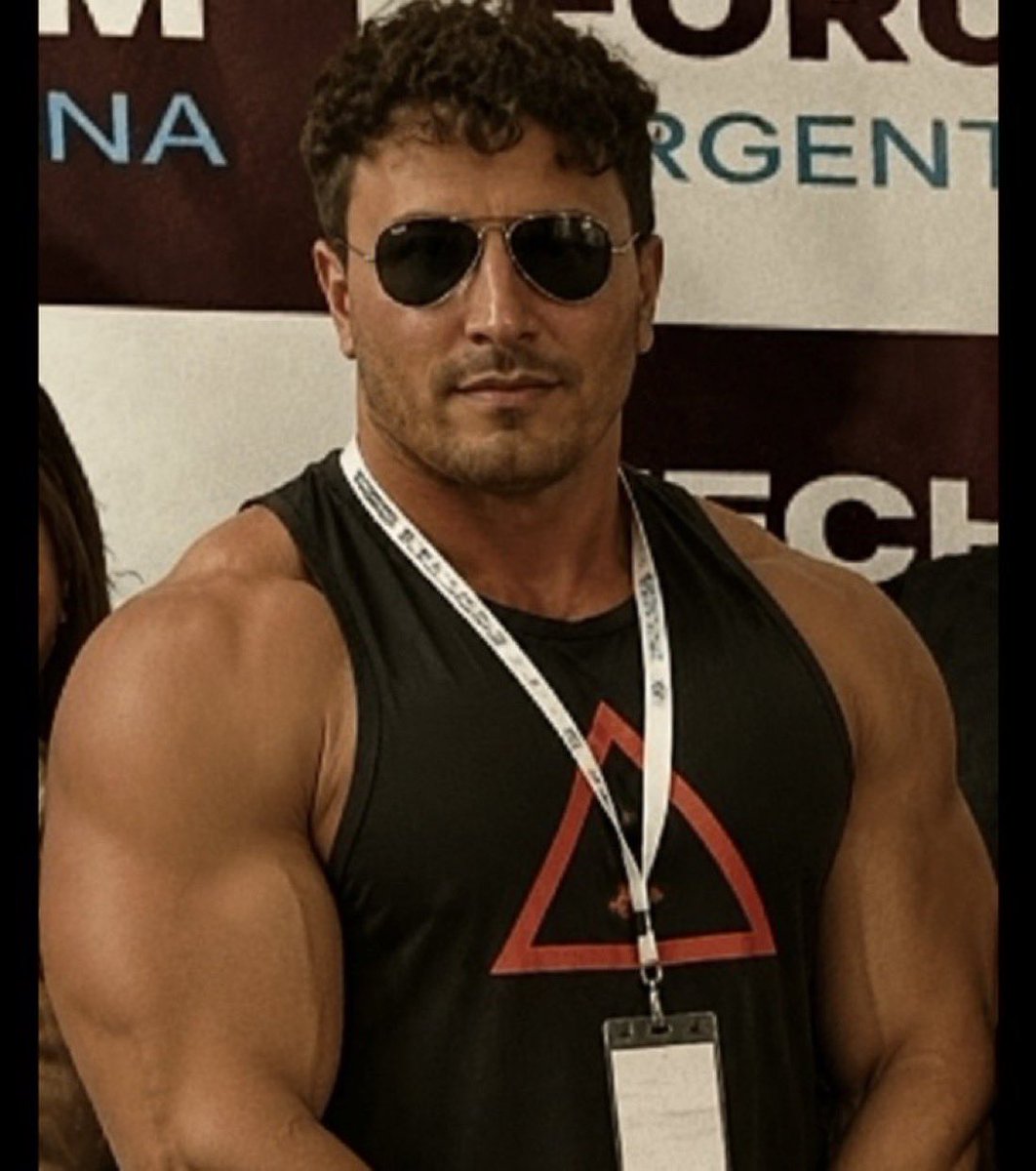 Nobs (hot emin arc) tweet media