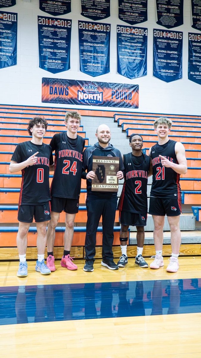 YorkvilleBB's tweet photo. Had to get 1 more picture on the last day of their senior year. Gonna miss these 4 next year. Cant wait to see what the future holds for these guys. They left their legacy on our program! @YHSAthletics115 @NGK_2026 @gabesanderss @FrankiePavlik @flint_alonn https://t.co/BazZ3pTgxb