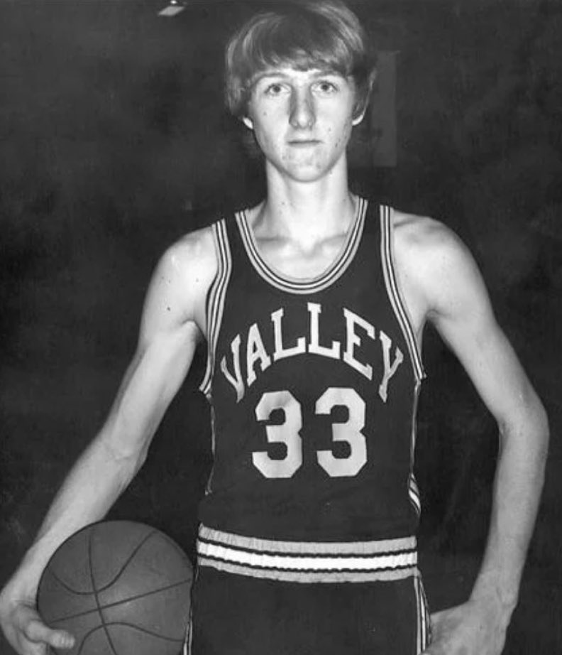 TheHoopHerald's tweet photo. “I didn’t play against the toughest competition in high school, but one reason I was able to do well in college was that I mastered the fundamentals. You’ve got to have them down before you can even think about playing.”  - Larry Bird https://t.co/b6PyGUlAi3
