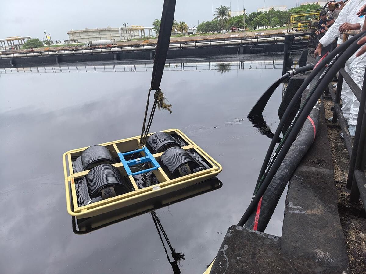 Elastec's tweet photo. Choosing the right oil skimmer starts with the oil, water conditions, and recovery goal.

Learn more about Elastec equipment
https://t.co/HL4AVhUXGW 

#OilSpillResponse #OilSkimmers #EnvironmentalResponse #WaterPollution #SpillPreparedness https://t.co/sLpE6Xtevm