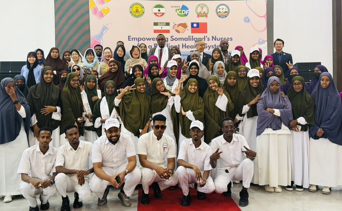 Taiwan_SLD's tweet photo. Glad to attend the ceremony to celebrate the International Nurses Day in empowering Somaliland’s Health System. While we celebrate our healthcare achievement, Taiwan and Somaliland are still excluded from participating in WHO mechanism. WHO Exclusion must end now. #WHA https://t.co/Xiz1w6orq9
