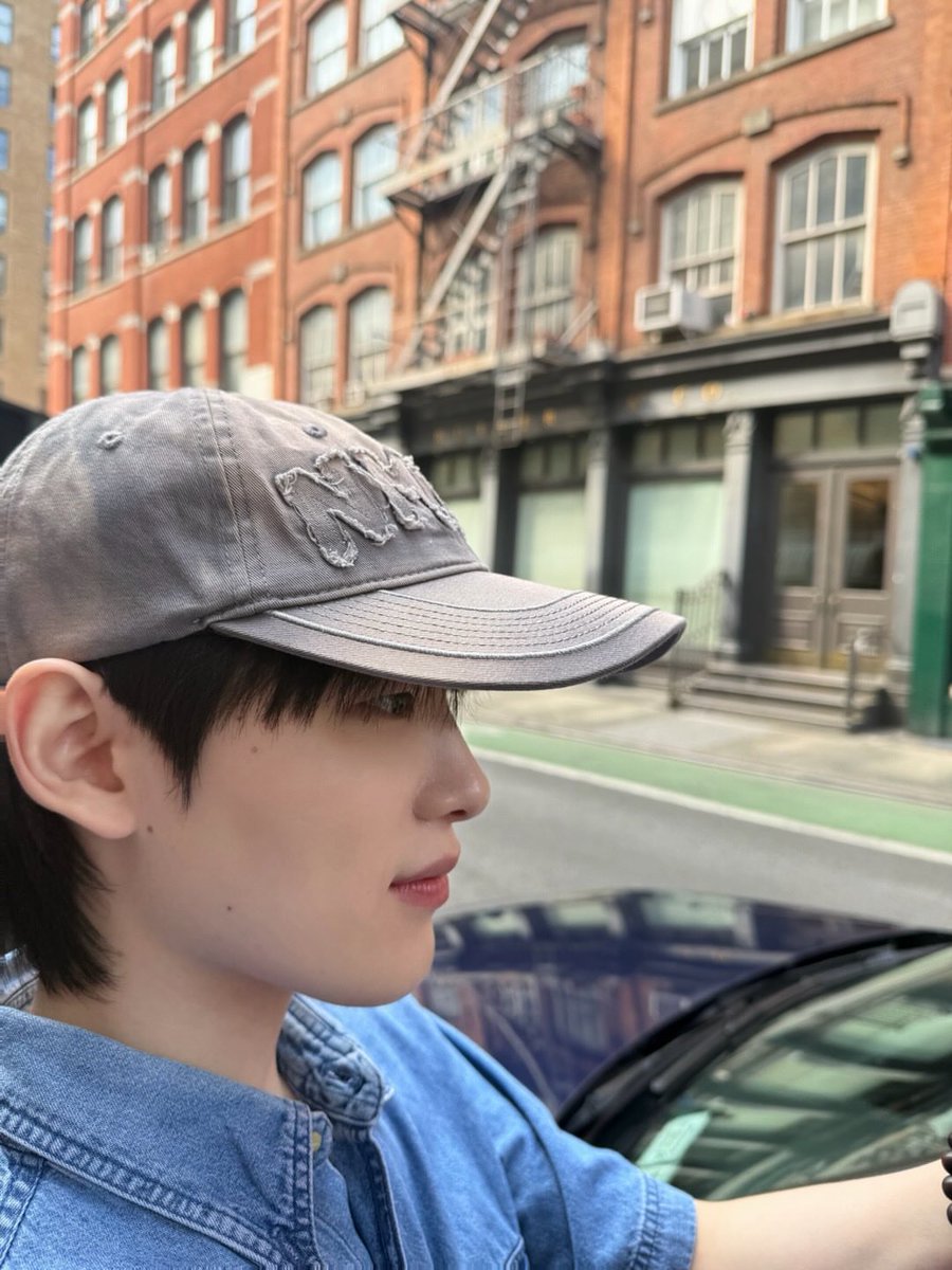 je gwanwoo pics tweet media