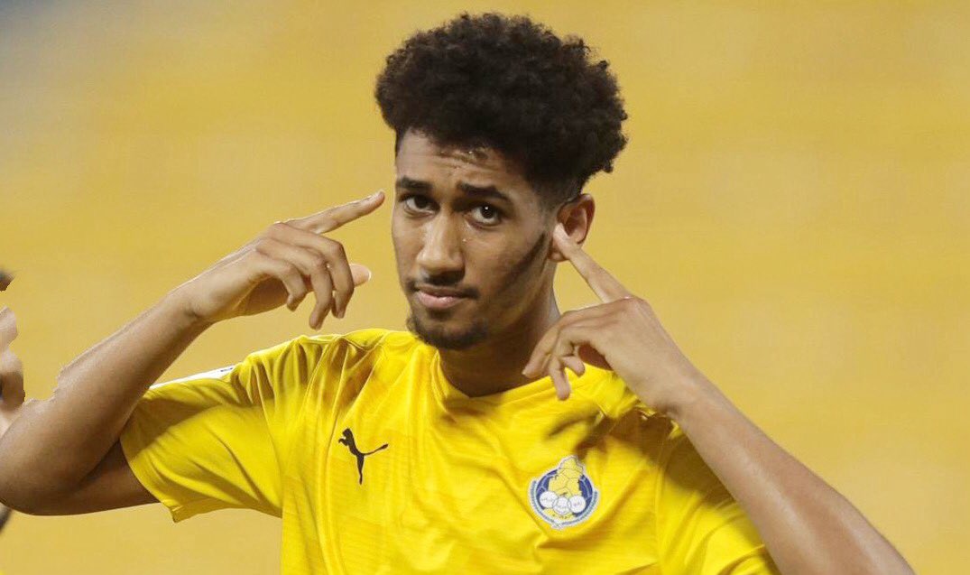 algharaffa_'s tweet photo. هل نجحت الادارة بالحفاظ على نجوم الفريق ؟

وعند خروجهم ..
ما هو المقابل ؟ هل نجحت الادارة بالخروج بمقابل جيد لخروجهم .. وتعويضهم

ومن هو القادم ؟ ايوب العلوي او ريان العلي ؟

#الغرافة https://t.co/uDJYwOyuUb