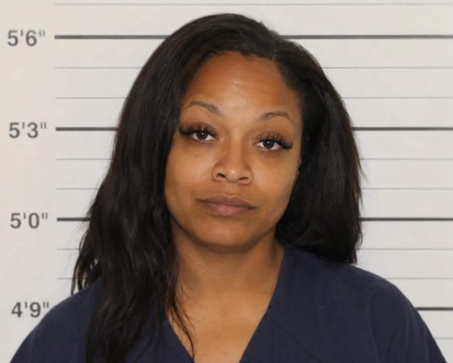 MEMPHIS WOMAN ARRESTED AFTER PROMOTING HERSELF TO “WALMART DISTRICT OPERATIONS SUPERVISOR” AND GIVING HERSELF FREE GROCERIES FOR 5 MONTHS

MEMPHIS, TN — A Memphis woman was arrested Tuesday after allegedly spending the last five months walking into the Walmart on Germantown