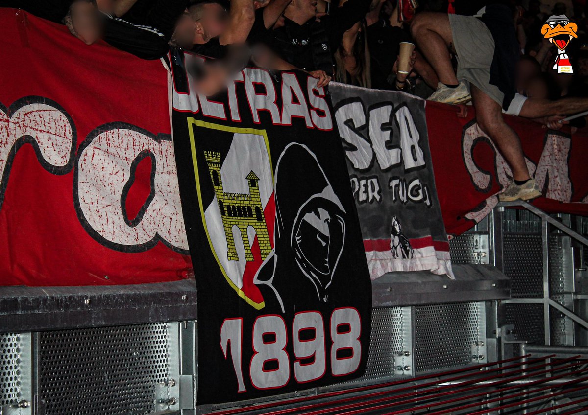 ULTRASMONACO94's tweet photo. MUNEGU - Lille (J33) 3/3 https://t.co/cQPb4J5kk1