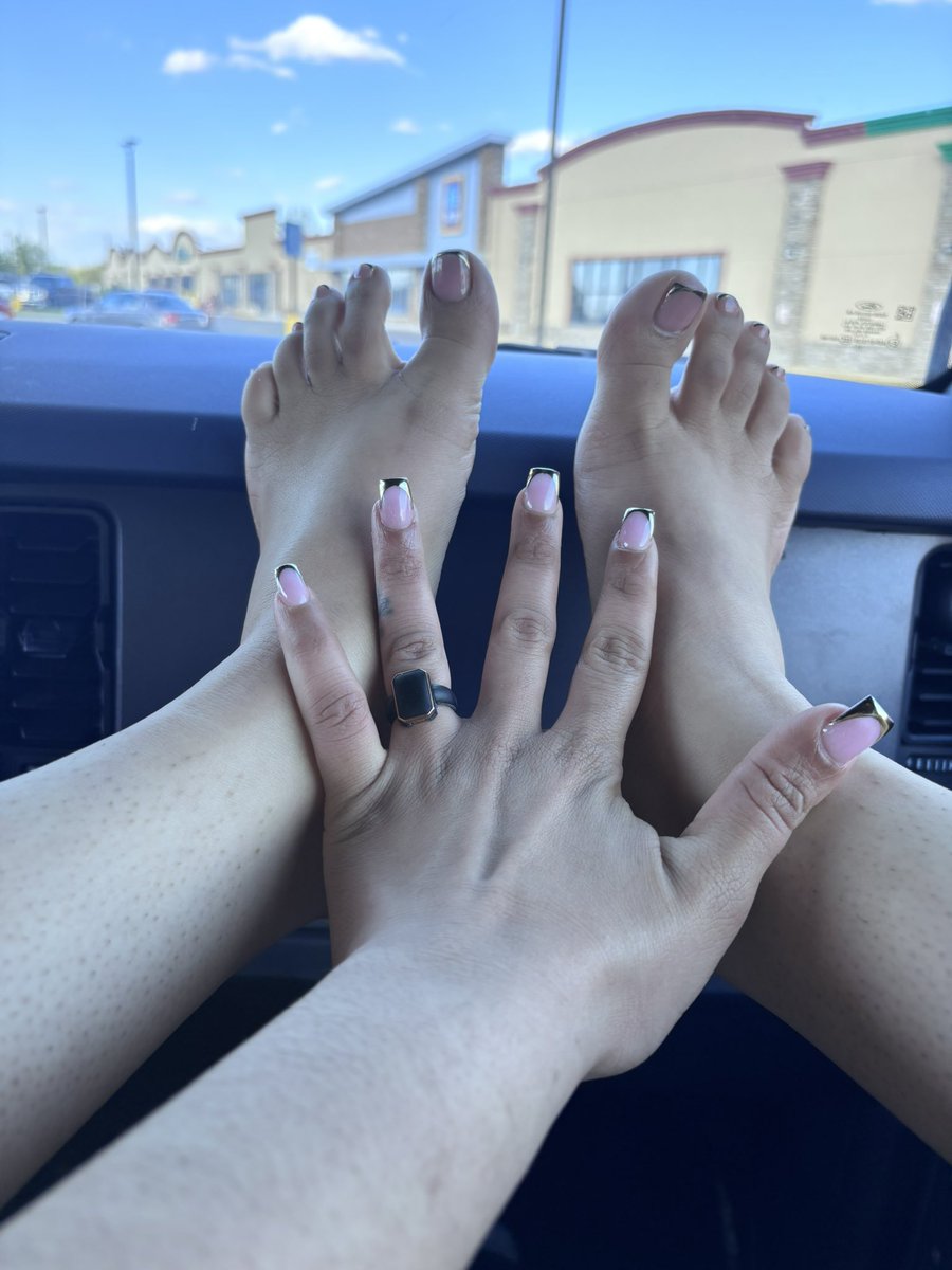 Minathemilf's tweet photo. ✨ https://t.co/KFvuAzkQ5d