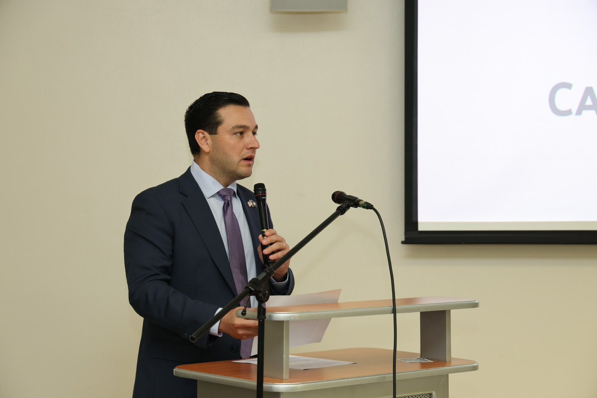 Embajador Kevin Marino Cabrera tweet media