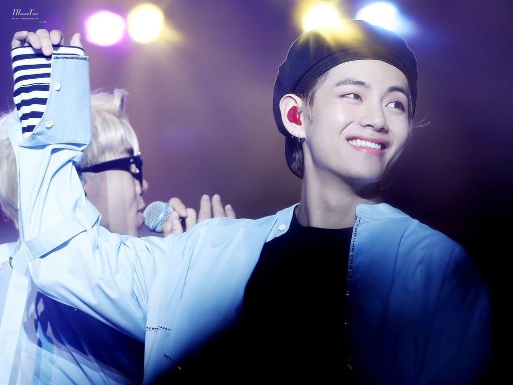 vhluvr's tweet photo. https://t.co/AbNI8sEa9i