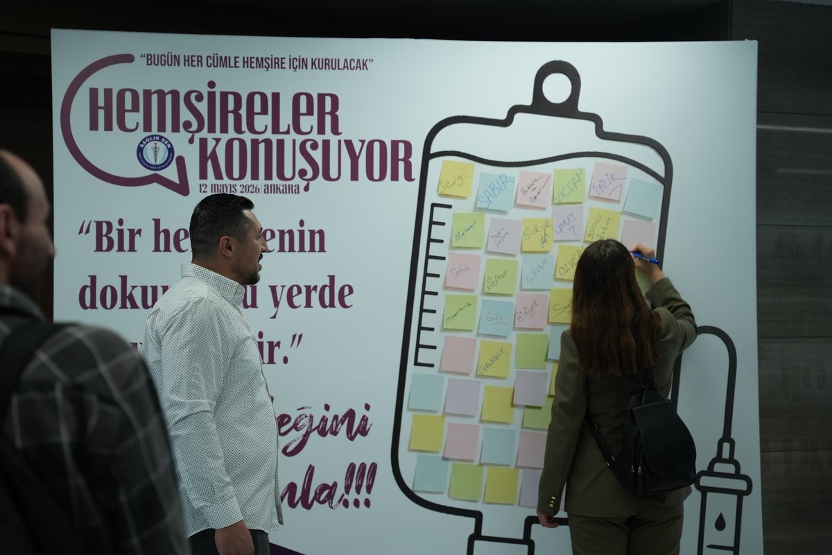 sagliksen's tweet photo. Sağlık-Sen, 12-18 Mayıs Hemşireler Haftası ve Günü kapsamında ‘Hemşireler Konuşuyor’ programı gerçekleştirdi.

Hemşirelerin sahadaki deneyimlerini aktardığı, meslekte karşılaşılan sorunlar ve çözüm önerilerinin ele alındığı programda, hemşirelik mesleğinin geleceğine vurgu yapıldı.

#HemşirelerKonuşuyor
#SözHemşirelerde
#HemşirelerGünü
⤵️
https://t.co/tg6Ea1OJFD