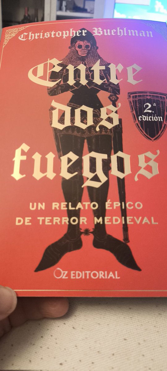 ikureF's tweet photo. @Escipato Lo estoy postergando... Pq quiero leerlo junto con el 5 en las vacaciones de verano,no sé si podré aguantar!!! Aunque este me está gustando tela https://t.co/nHQUHrOlgp