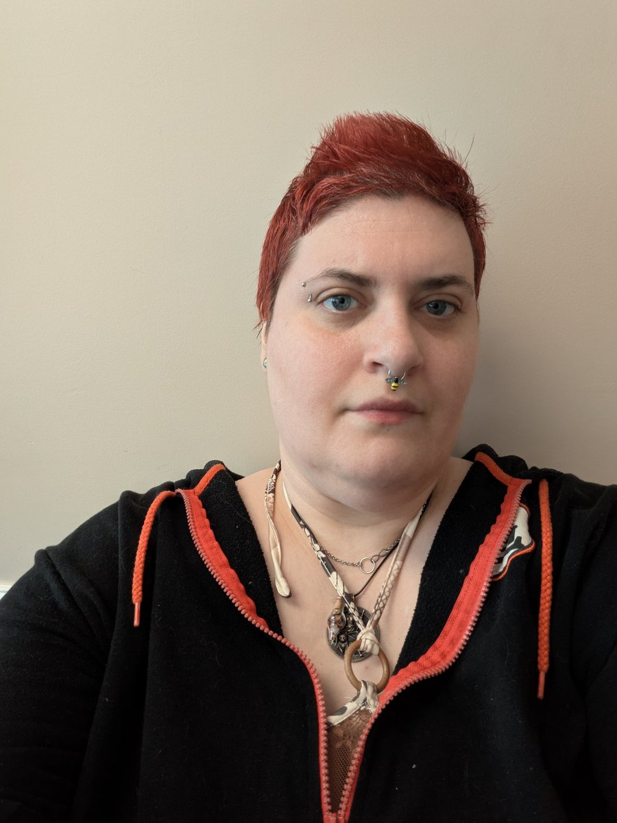 Jen Valkyrie tweet media