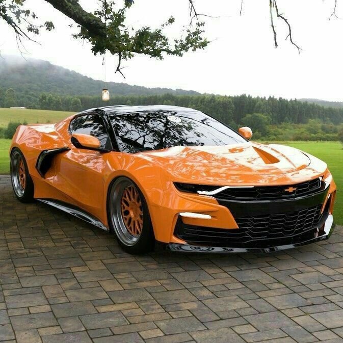FiOSCapture's tweet photo. The mountains called, so I brought 700+ horses to scream back at them. 🖤 https://t.co/Rzz84VFvJR