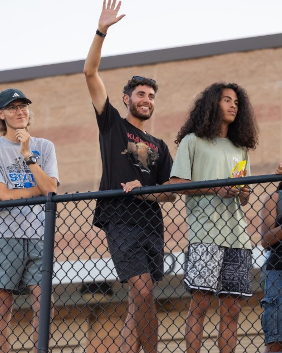 FieldsFutures's tweet photo. The fastest night in Oklahoma is a week away. ⚡️
When you support SGP Mile Night on May 29, you’re doing more than cheering from the sidelines – you’re helping create opportunities for urban core kids throughout @OKCPS.

Want to be part of it? Email david@fieldsandfutures.org. 🥇 https://t.co/EEMvvagved