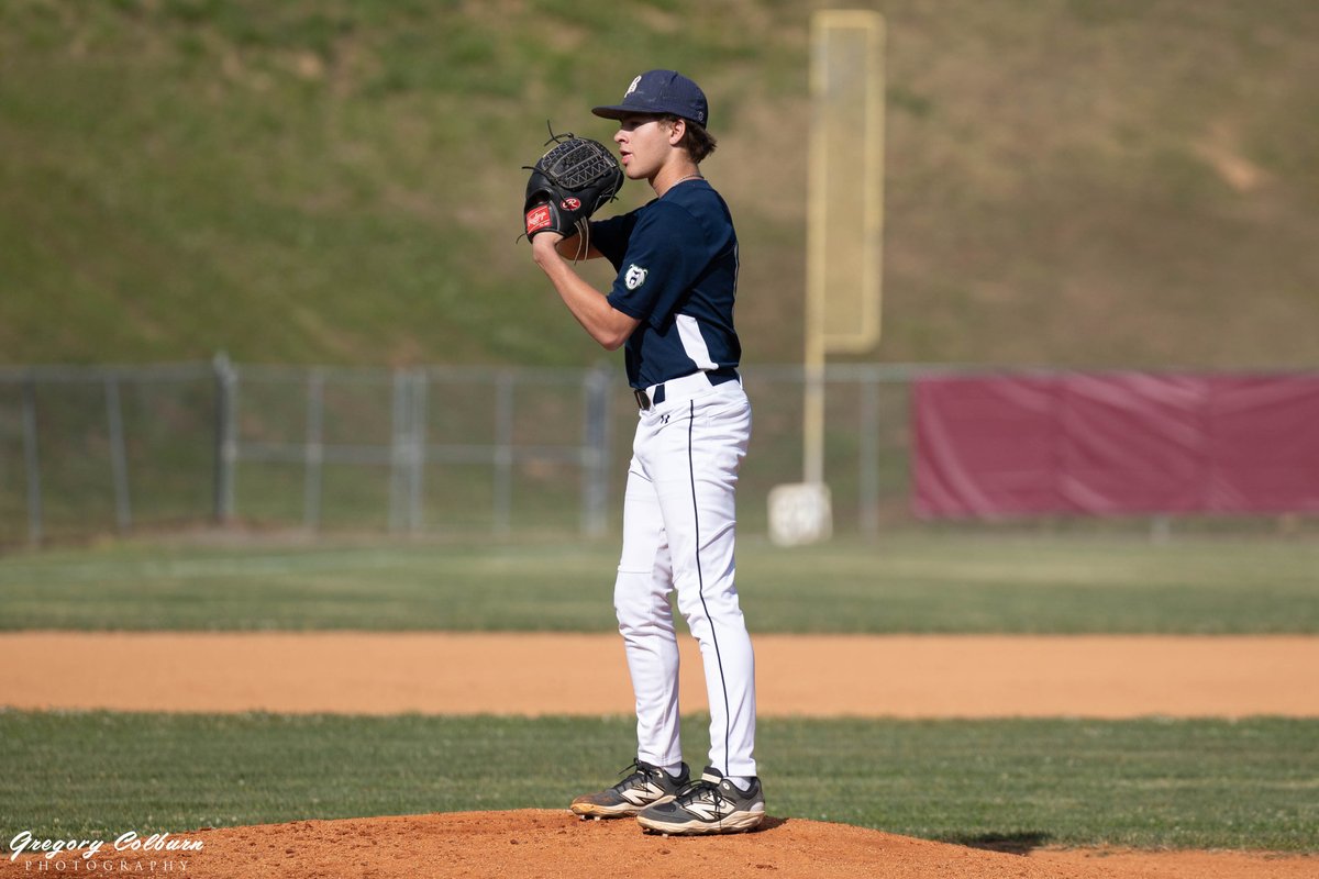 PatColburn2028's tweet photo. Finished up my sophomore season with @BPSBears with my first NCHSAA Playoff start. Pitched around base runners for a solid 4 IP,3R,6H,3K,6BB got a no decision, unfortunately we ended up with an L.

Looking forward to summer ball with @Stampedebsbll @X2_Baseball @Sean__Thomas22 https://t.co/RNR2zoDTeV