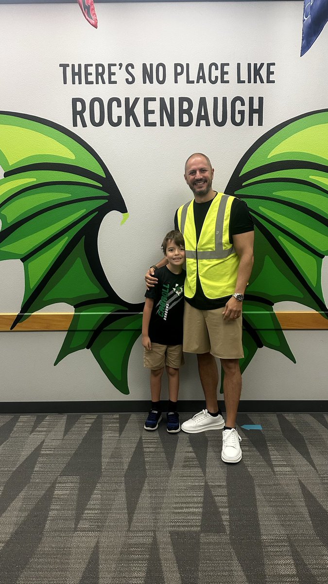 rockenbaughES's tweet photo. Dads of the Day!
@Carrollisd
#InspireExcellence
#DragonProud https://t.co/M9OCYcyY6e
